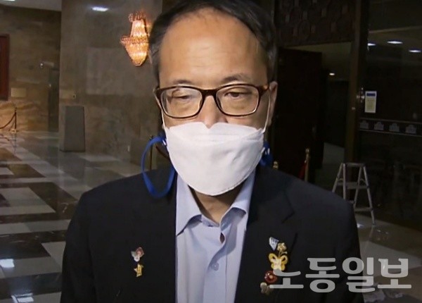 박주민 김상조, 내로남불 주인공(사진=TV방송화면촬영)