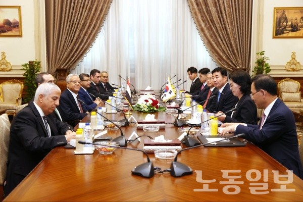 김진표 의장이 기발리 하원의장을 면담하고 있다.(사진=국회의장실)